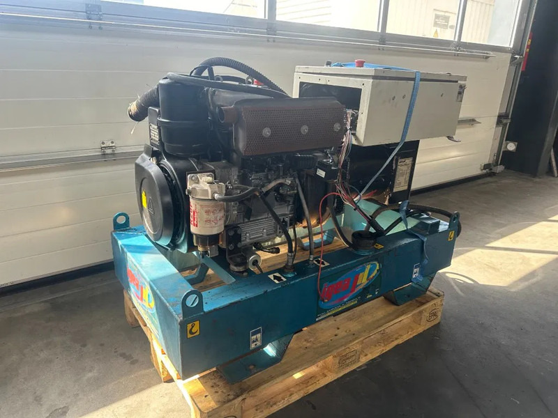 Lombardini 9LD 561-2 Mecc Alte Spa 16 kVA generatorset - Электрогенератор: фото 4 Lombardini 9LD 561-2 Mecc Alte Spa 16 kVA generatorset - Электрогенератор: фото 4