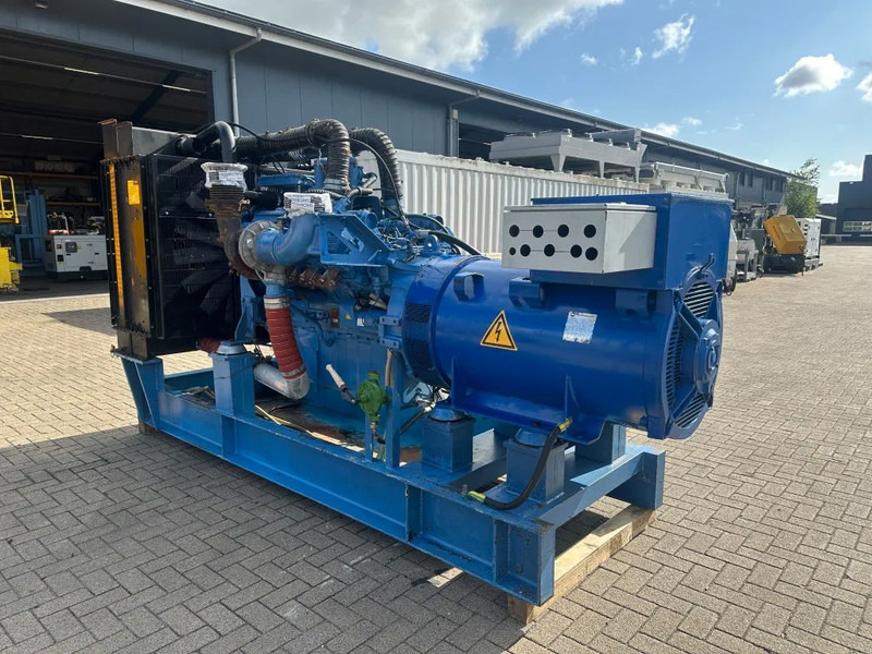 MTU 12V 2000 Marelli 750 kVA generatorset - Электрогенератор: фото 2 MTU 12V 2000 Marelli 750 kVA generatorset - Электрогенератор: фото 2