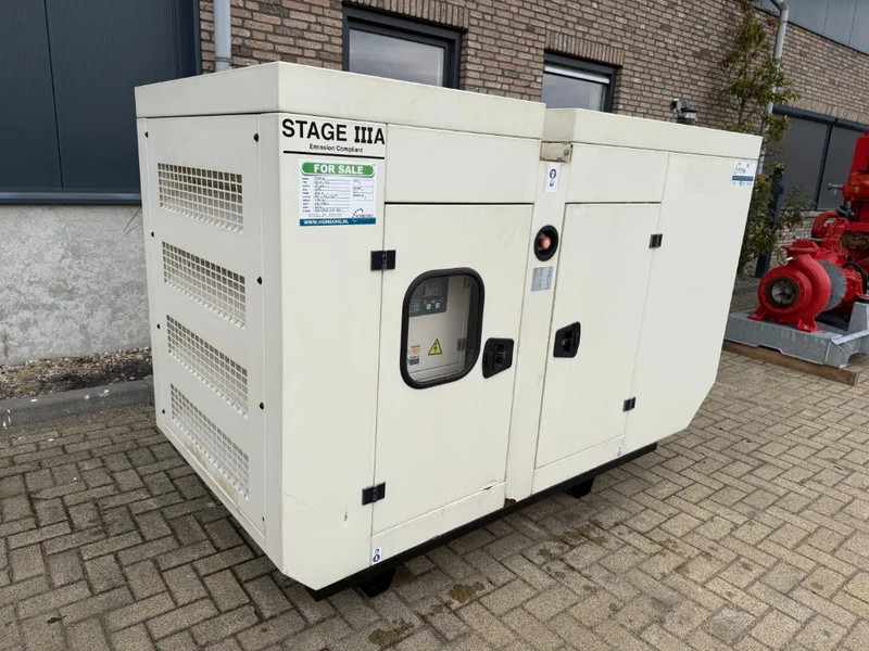 Perkins 1103A-33G 33 kVA Silent generatorset as New ! 231 hours ! - Электрогенератор: фото 4 Perkins 1103A-33G 33 kVA Silent generatorset as New ! 231 hours ! - Электрогенератор: фото 4