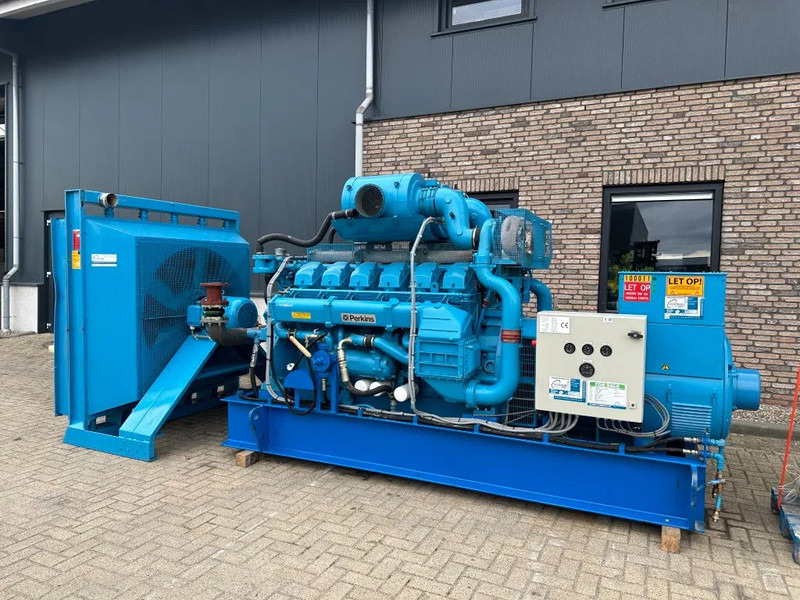 Perkins 4012 TWG Stamford 1030 kVA generatorset as New ! 175 hours ! Nieuwstaat ! - Электрогенератор: фото 1 Perkins 4012 TWG Stamford 1030 kVA generatorset as New ! 175 hours ! Nieuwstaat ! - Электрогенератор: фото 1