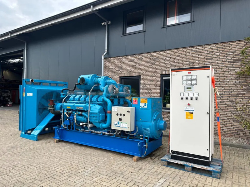 Perkins 4012 TWG Stamford 1030 kVA generatorset as New ! 175 hours ! Nieuwstaat ! - Электрогенератор: фото 5 Perkins 4012 TWG Stamford 1030 kVA generatorset as New ! 175 hours ! Nieuwstaat ! - Электрогенератор: фото 5