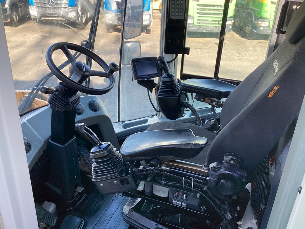 Liebherr L580 Xpower IV Zentralschmierung 5,4 kubik Schau  - Колёсный погрузчик: фото 5 Liebherr L580 Xpower IV Zentralschmierung 5,4 kubik Schau  - Колёсный погрузчик: фото 5