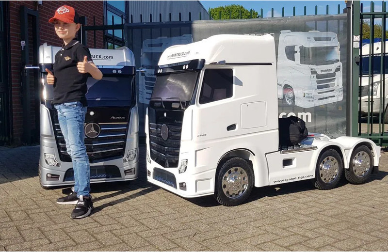 Scania 770ST V8 NGS SCANIA S770 - Тягач: фото 2 Scania 770ST V8 NGS SCANIA S770 - Тягач: фото 2