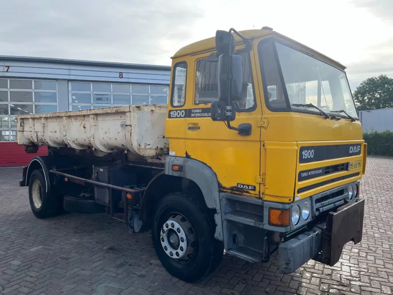 DAF 1900 F HAAKARM - Грузовик-контейнеровоз/ Сменный кузов: фото 3 DAF 1900 F HAAKARM - Грузовик-контейнеровоз/ Сменный кузов: фото 3