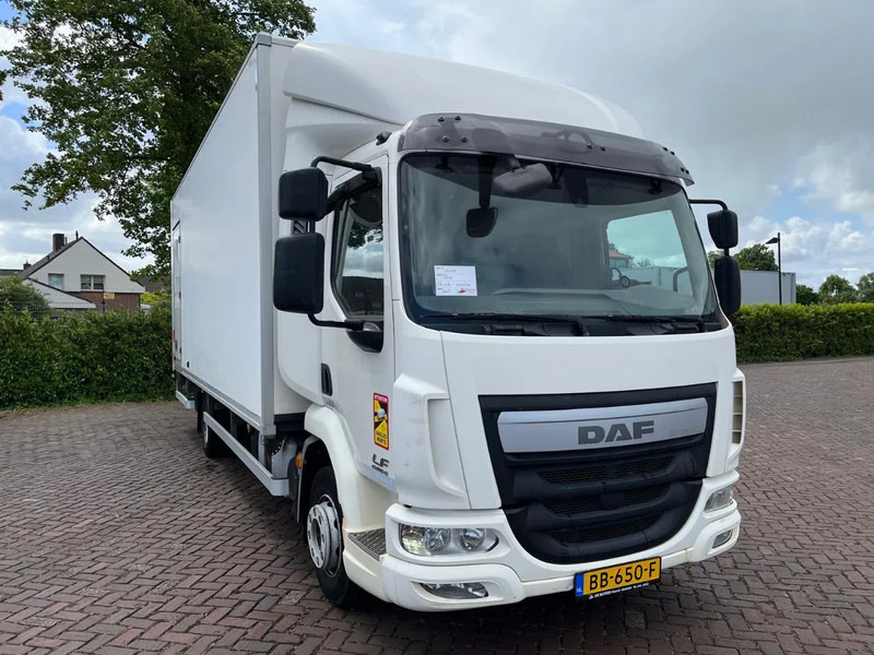 DAF LF 210 FA EURO 6 - Грузовик с закрытым кузовом: фото 2 DAF LF 210 FA EURO 6 - Грузовик с закрытым кузовом: фото 2