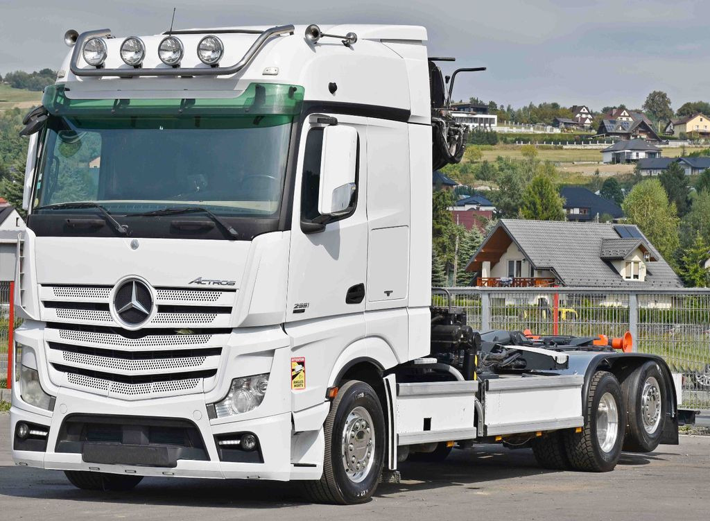 Mercedes-Benz ACTROS 2551 * ABROLLKIPPER * LIV L120 Z3 (88) - Крюковой мультилифт, Автоманипулятор: фото 4 Mercedes-Benz ACTROS 2551 * ABROLLKIPPER * LIV L120 Z3 (88) - Крюковой мультилифт, Автоманипулятор: фото 4