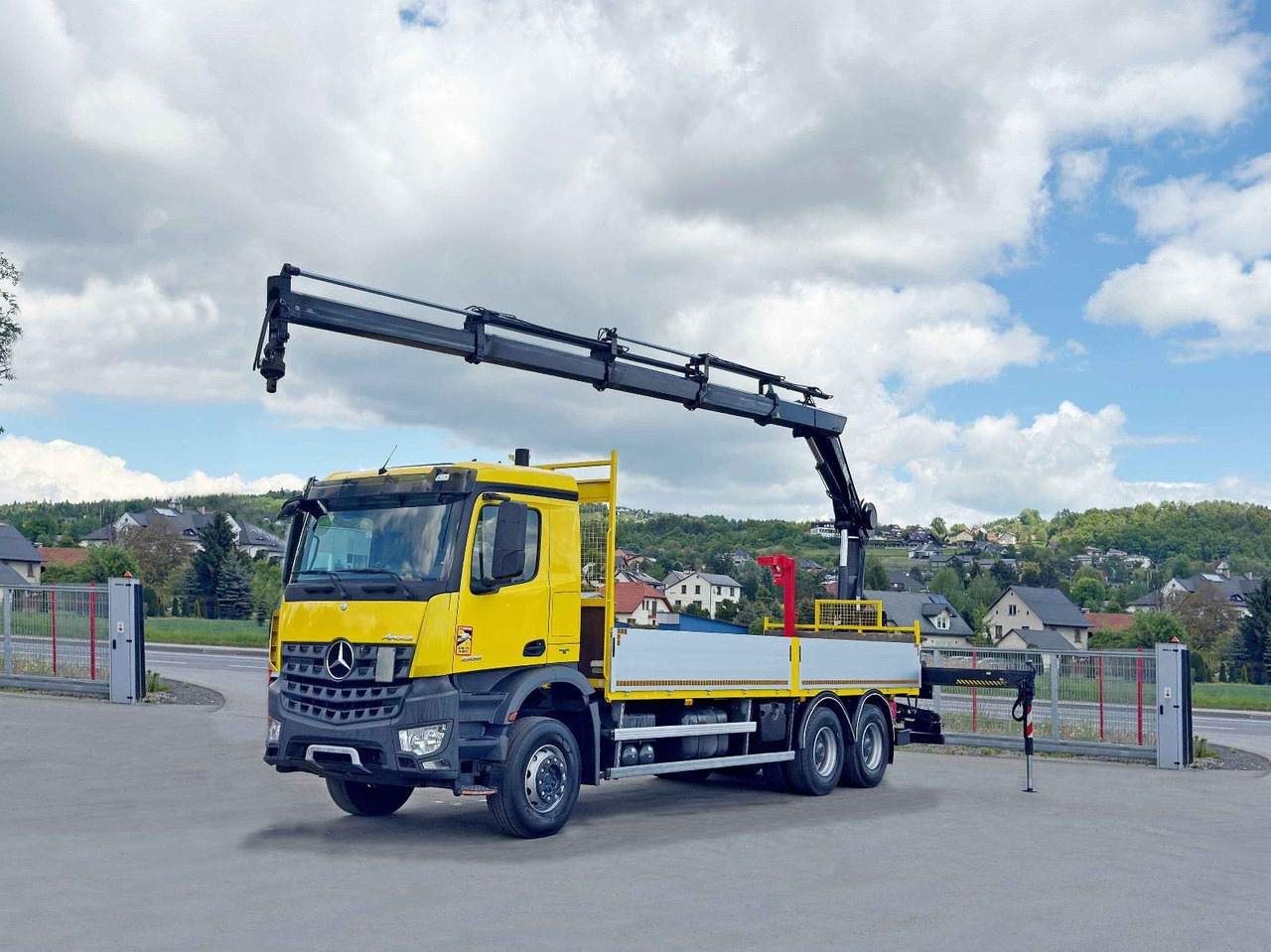 Mercedes-Benz AROCS 2636 *HIAB 166 D-4 HIDUO + FUNK* 6x4 - Автоманипулятор: фото 2 Mercedes-Benz AROCS 2636 *HIAB 166 D-4 HIDUO + FUNK* 6x4 - Автоманипулятор: фото 2
