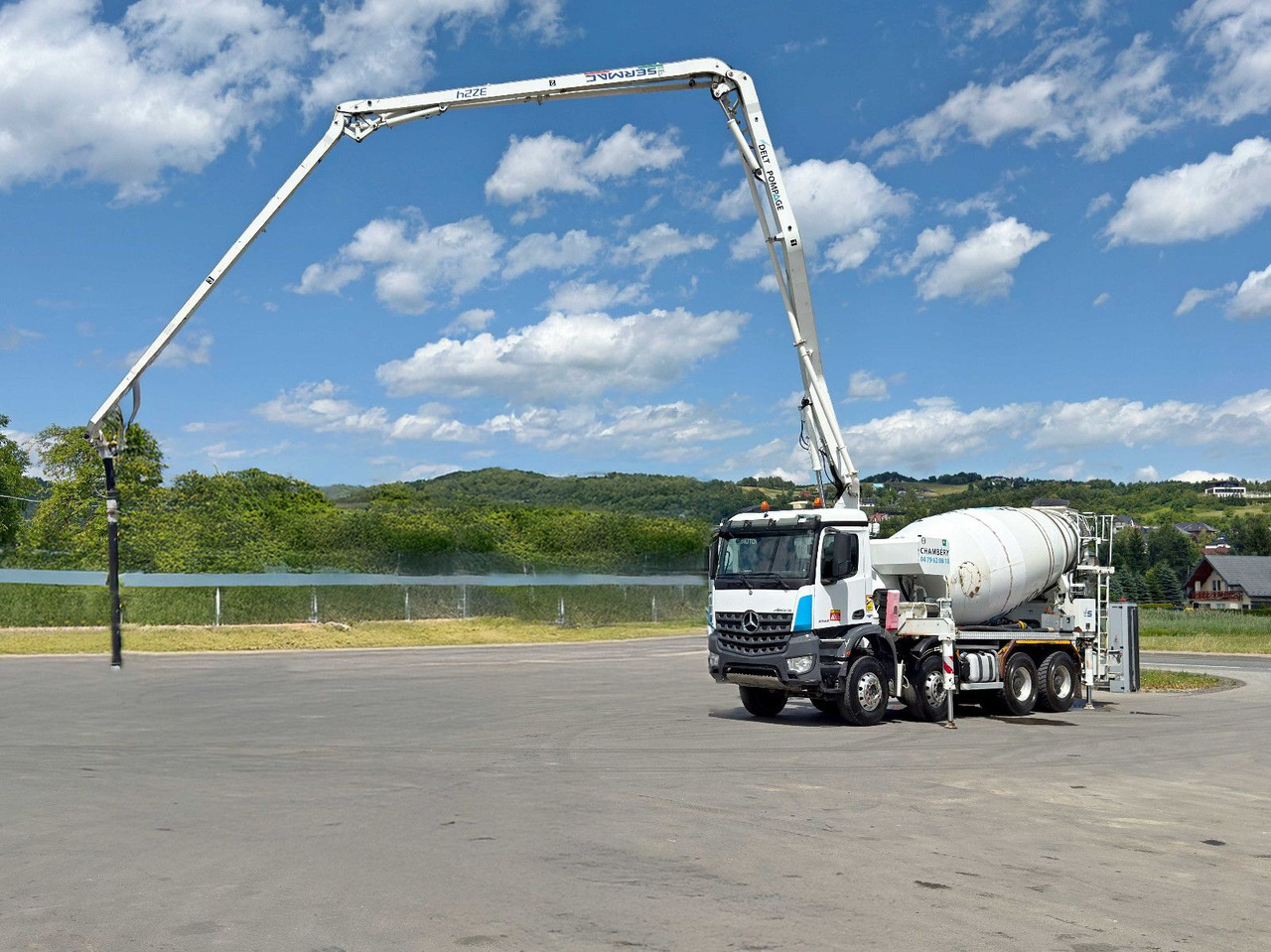 Mercedes-Benz AROCS 3743 * Betonpumpe + FUNK * 8x4 * TOP - Автобетононасос: фото 4 Mercedes-Benz AROCS 3743 * Betonpumpe + FUNK * 8x4 * TOP - Автобетононасос: фото 4