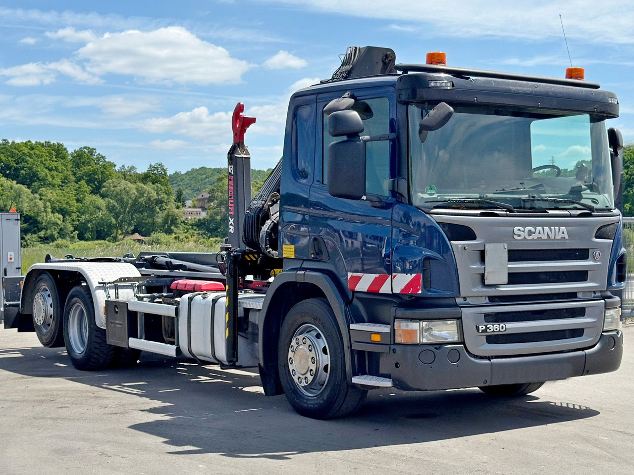 Scania P 360 * ABROLLKIPPER * HIAB 111 BS -2 HIDUO/FUNK - Крюковой мультилифт, Автоманипулятор: фото 3 Scania P 360 * ABROLLKIPPER * HIAB 111 BS -2 HIDUO/FUNK - Крюковой мультилифт, Автоманипулятор: фото 3