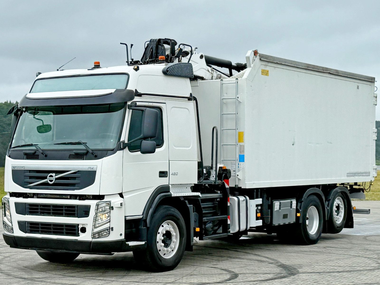 Volvo FM 420 Kipper 6,20 m * EPSILON Q150L75 *TOP - Автоманипулятор: фото 3 Volvo FM 420 Kipper 6,20 m * EPSILON Q150L75 *TOP - Автоманипулятор: фото 3