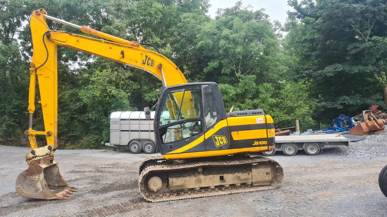 JCB JS 130 - Гусеничный экскаватор: фото 2 JCB JS 130 - Гусеничный экскаватор: фото 2