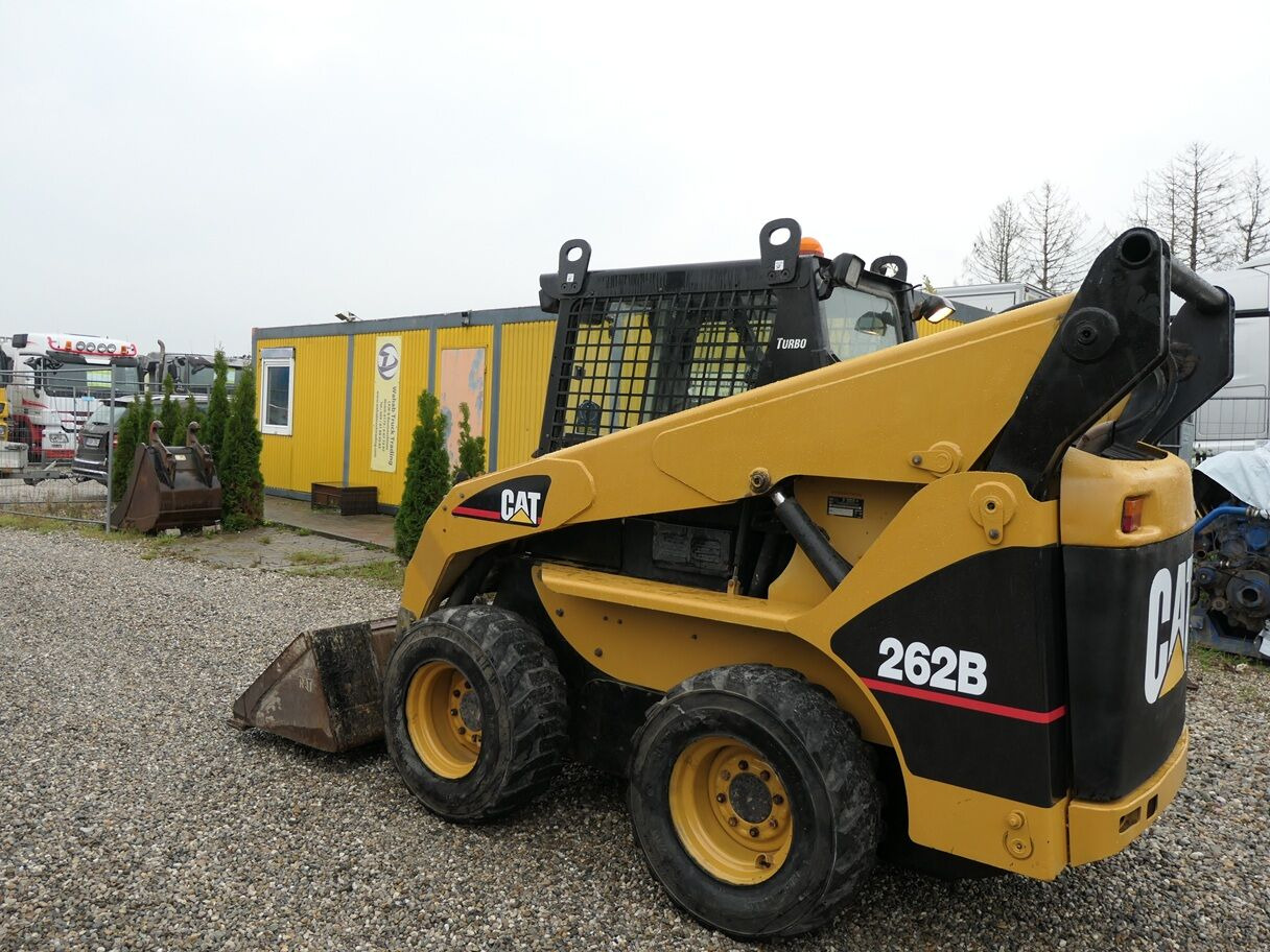 Caterpillar 262 B - Мини-погрузчик с бортовым поворотом: фото 5 Caterpillar 262 B - Мини-погрузчик с бортовым поворотом: фото 5