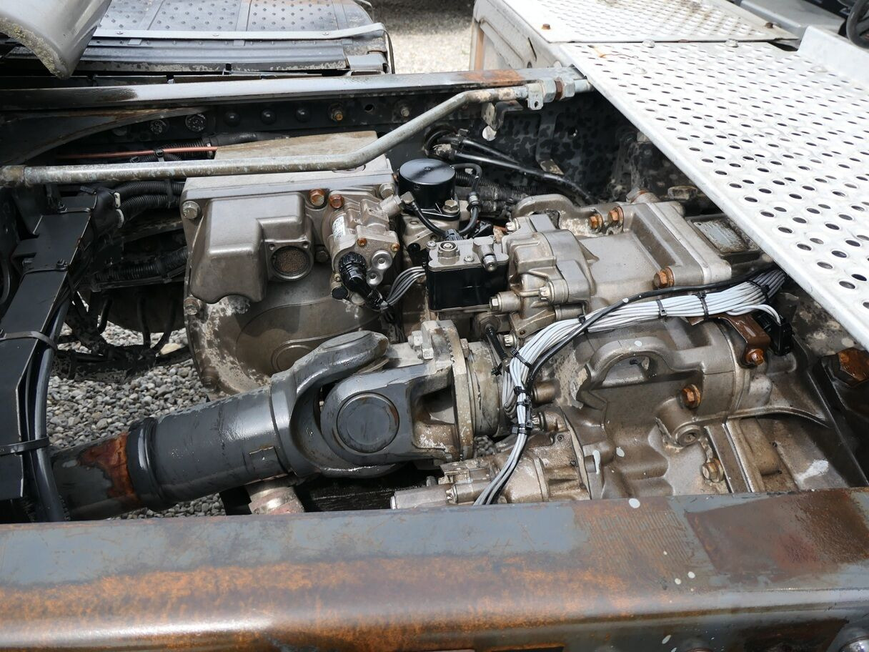 Тягач Mercedes-Benz Axor 1840: фото 10