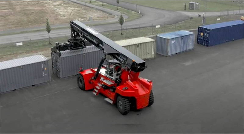 Kalmar DRU450-62S5 - Ричстакер: фото 1 Kalmar DRU450-62S5 - Ричстакер: фото 1