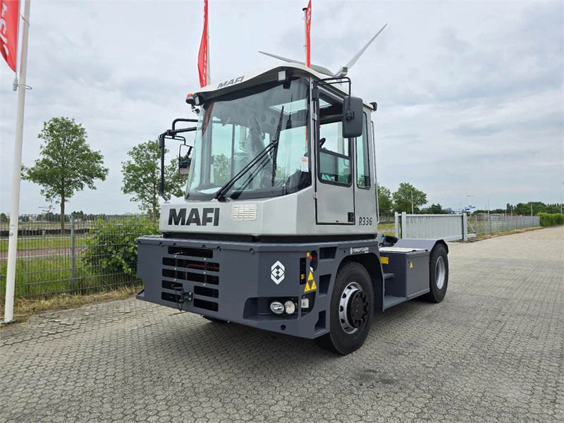 Mafi R336 4x4 - Терминальный тягач: фото 2 Mafi R336 4x4 - Терминальный тягач: фото 2
