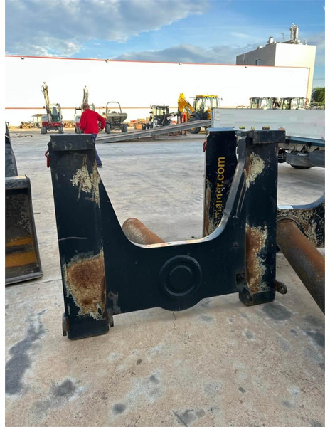 Coil BOOM TEC CONTAINER BA-149 - Навесное оборудование для Погрузочно-разгрузочной техники: фото 1 Coil BOOM TEC CONTAINER BA-149 - Навесное оборудование для Погрузочно-разгрузочной техники: фото 1