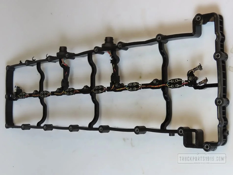 Mercedes-Benz Engines & Parts Verstevigingsframe MB OM471 - Головка блока для Грузовиков: фото 2 Mercedes-Benz Engines & Parts Verstevigingsframe MB OM471 - Головка блока для Грузовиков: фото 2