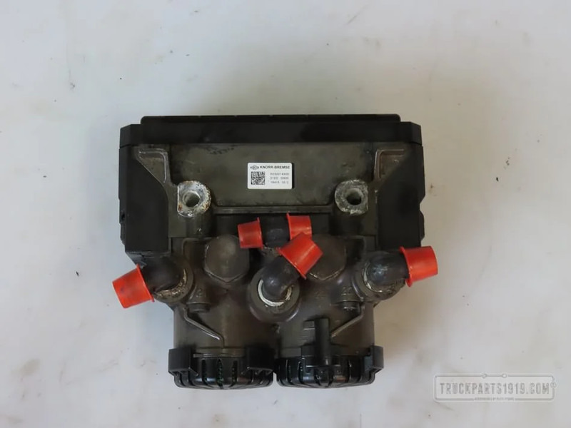 Scania Compressed Air System Achteras modulator Scania - Клапан для Грузовиков: фото 1 Scania Compressed Air System Achteras modulator Scania - Клапан для Грузовиков: фото 1