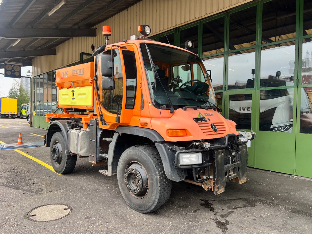 Коммунальная/ Специальная техника UNIMOG U400: фото 1