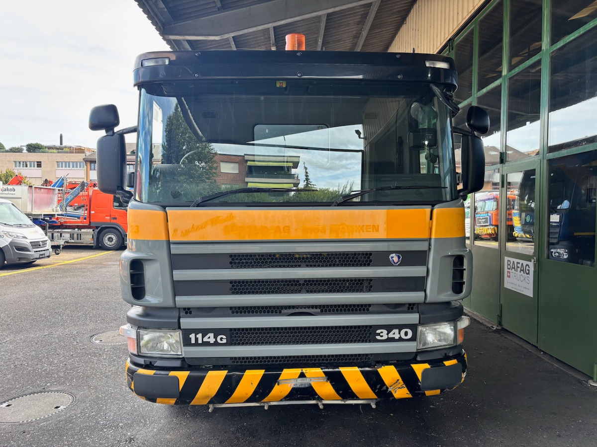 SCANIA P114 GB - Подметально-уборочная машина: фото 3 SCANIA P114 GB - Подметально-уборочная машина: фото 3