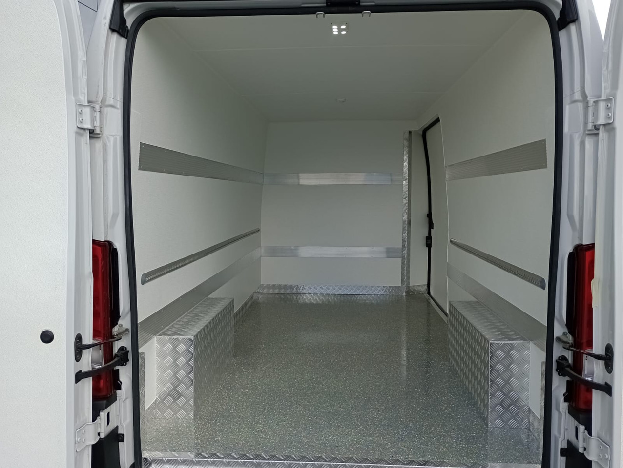 Fiat Ducato 140 L3H2 Kühlkasten - Фургон-рефрижератор: фото 1 Fiat Ducato 140 L3H2 Kühlkasten - Фургон-рефрижератор: фото 1