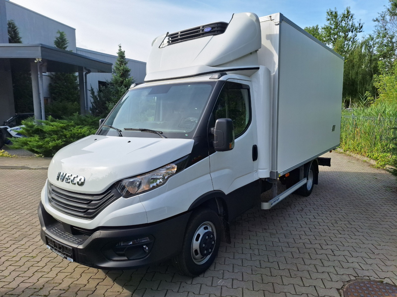 Iveco Daily 70C18 Kühlkoffer LBW BÃR - Фургон-рефрижератор: фото 4 Iveco Daily 70C18 Kühlkoffer LBW BÃR - Фургон-рефрижератор: фото 4