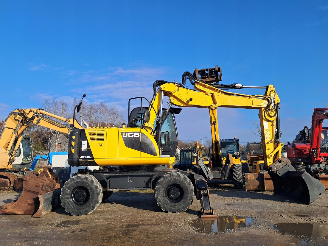 JCB JS145W - Колёсный экскаватор: фото 3 JCB JS145W - Колёсный экскаватор: фото 3