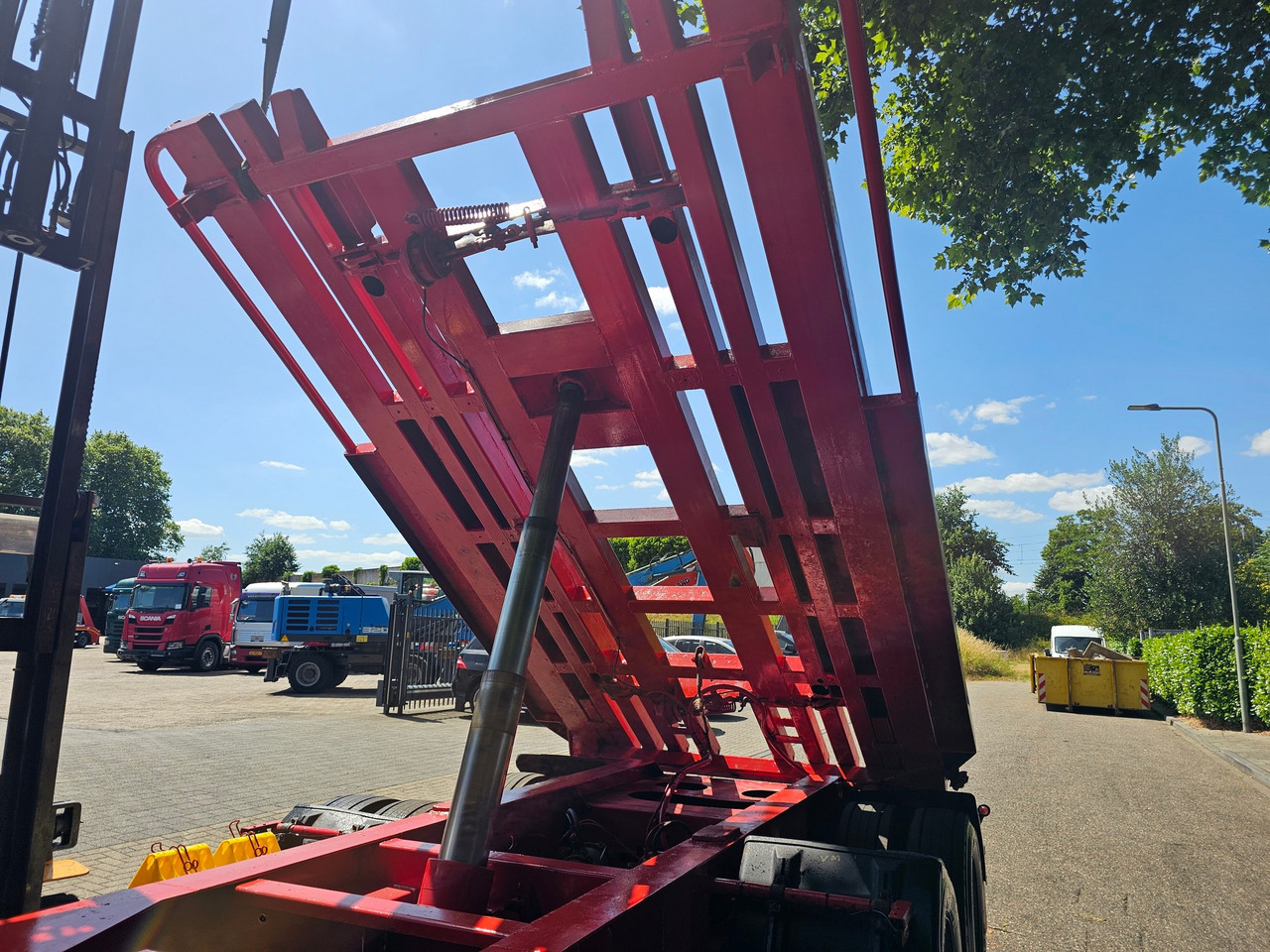 Прицеп мультилифт/ Бункеровоз Kel-berg D24 3 Container Tippertrailer: фото 10