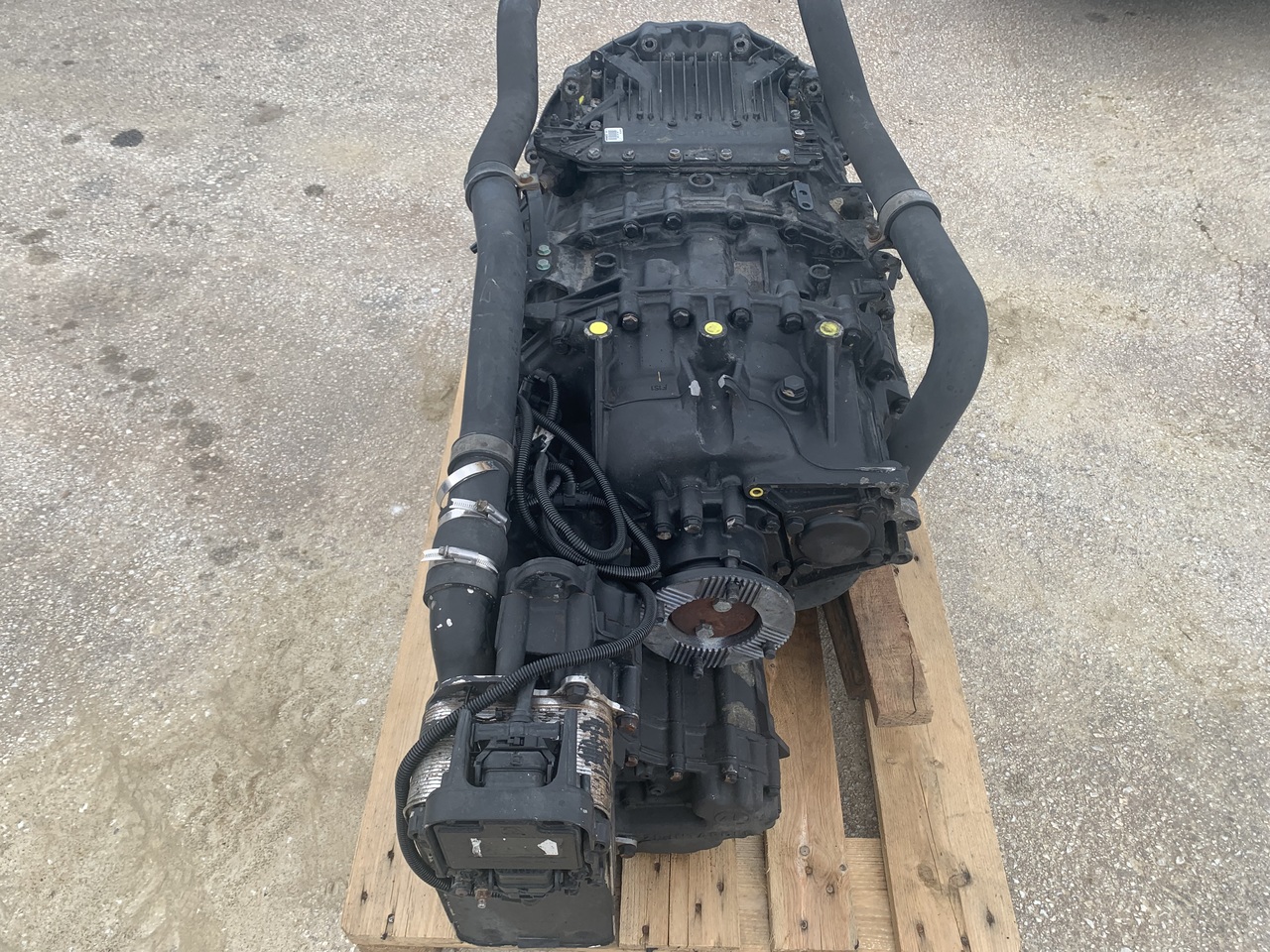 ASTRONIC 12AS 2131 TD WITH INTARDER EST52 MAN TGX - Коробка передач для Грузовиков: фото 2 ASTRONIC 12AS 2131 TD WITH INTARDER EST52 MAN TGX - Коробка передач для Грузовиков: фото 2