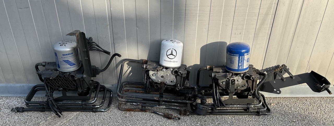 ECTS.ELECTRONIC AIR PROCESSING UNIT, EAPU ACTROS MP4 - Детали тормозной системы для Грузовиков: фото 1 ECTS.ELECTRONIC AIR PROCESSING UNIT, EAPU ACTROS MP4 - Детали тормозной системы для Грузовиков: фото 1