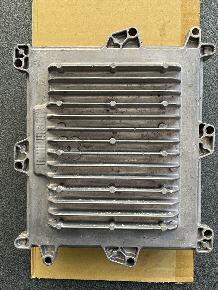 ENGINE CONTROL UNIT MAN D2676 LF26 440PS EURO 6 - Электрическая система для Грузовиков: фото 4 ENGINE CONTROL UNIT MAN D2676 LF26 440PS EURO 6 - Электрическая система для Грузовиков: фото 4