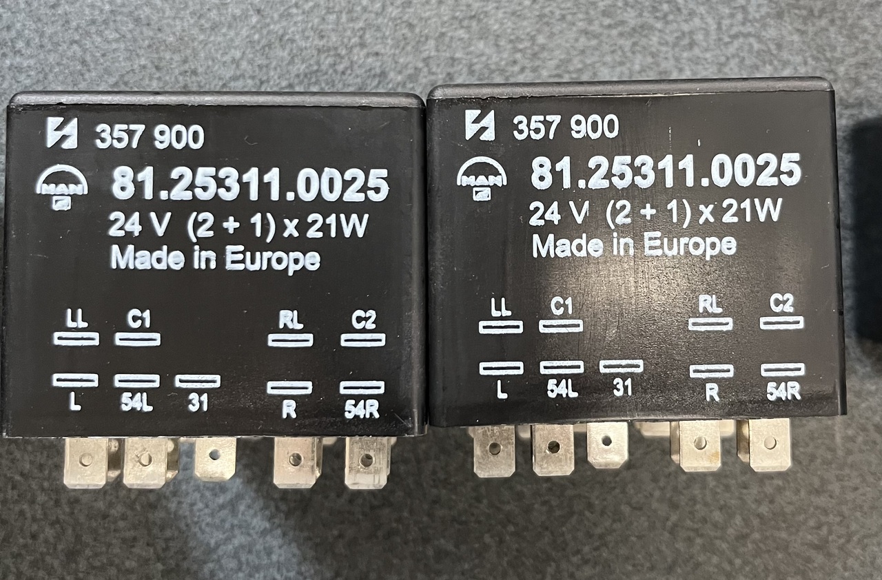 Новый Электрическая система для Грузовиков FLASHING-WIPING PULSE UNIT MAN F90,F2000: фото 6