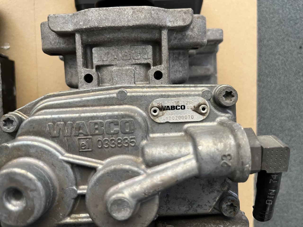 Детали тормозной системы для Грузовиков FOOT BRAKE VALVE ELECTRONIC BRAKE SYSTEM MAN TGM-TGL: фото 10
