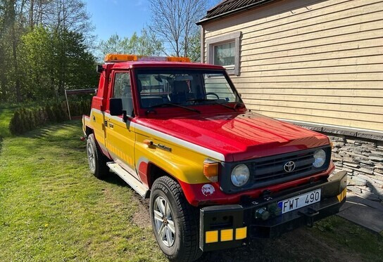 Эвакуатор Toyota LAND CRUISER 70 P  4WD: фото 8