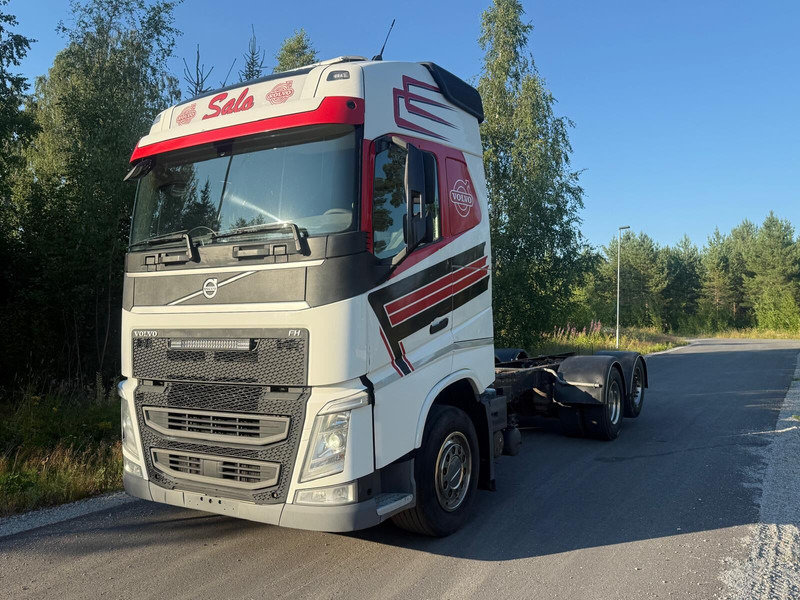 Volvo FH460 Globe 2016 - Грузовик-шасси: фото 1 Volvo FH460 Globe 2016 - Грузовик-шасси: фото 1