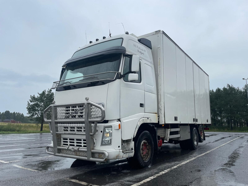 Volvo FH500 Globe XL - Грузовик с закрытым кузовом: фото 1 Volvo FH500 Globe XL - Грузовик с закрытым кузовом: фото 1