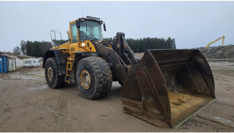 Volvo L220E - Колёсный погрузчик: фото 4 Volvo L220E - Колёсный погрузчик: фото 4