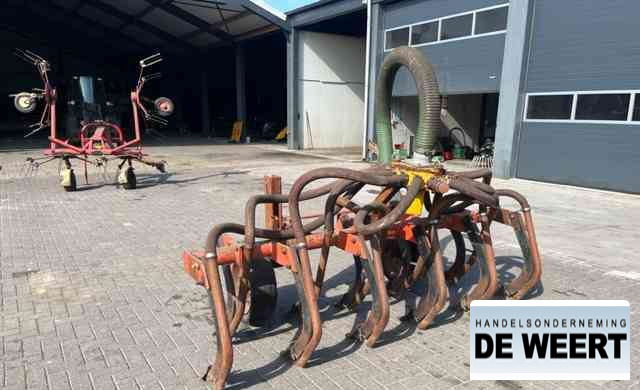 Peecon bouwland bemester 11 tands , 3 meter - Адаптер для внутрипочвенного внесения удобрений: фото 2 Peecon bouwland bemester 11 tands , 3 meter - Адаптер для внутрипочвенного внесения удобрений: фото 2