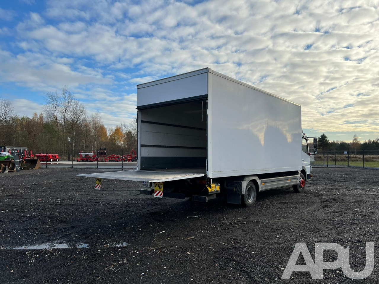 Грузовик с закрытым кузовом Mercedes-Benz ATEGO 818 winda: фото 9