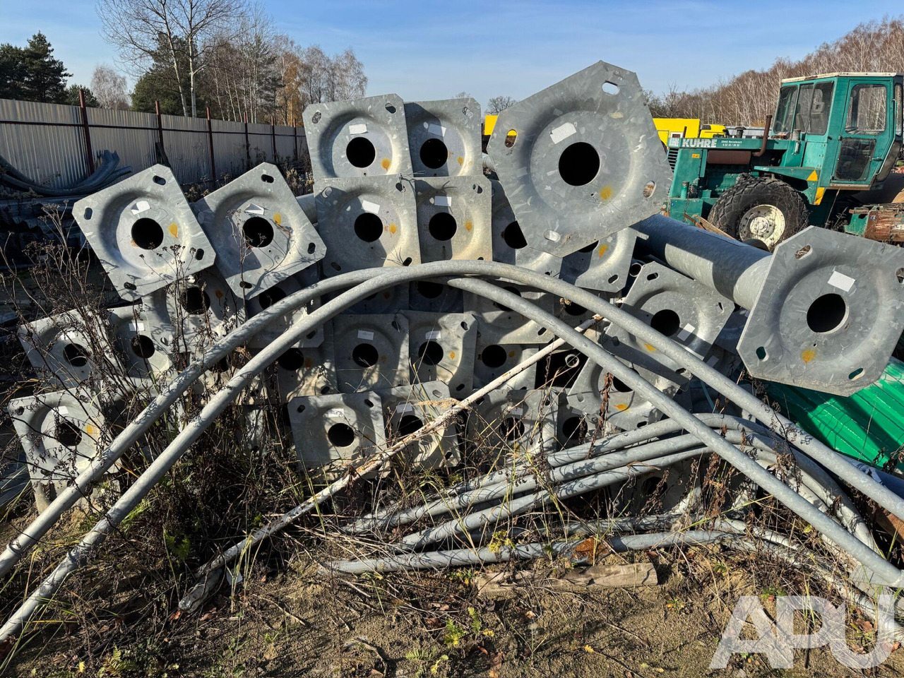 Słupy CC9m 60/186/3 tj 9 metrów - Строительное оборудование: фото 5 Słupy CC9m 60/186/3 tj 9 metrów - Строительное оборудование: фото 5