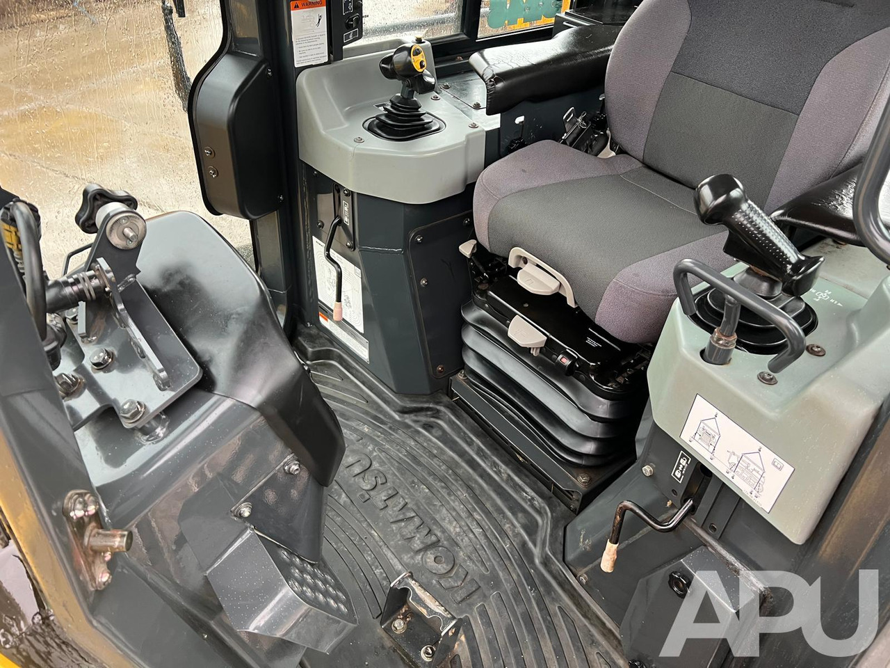 Spycharka KOMATSU D51PXi-24 - Бульдозер: фото 5 Spycharka KOMATSU D51PXi-24 - Бульдозер: фото 5