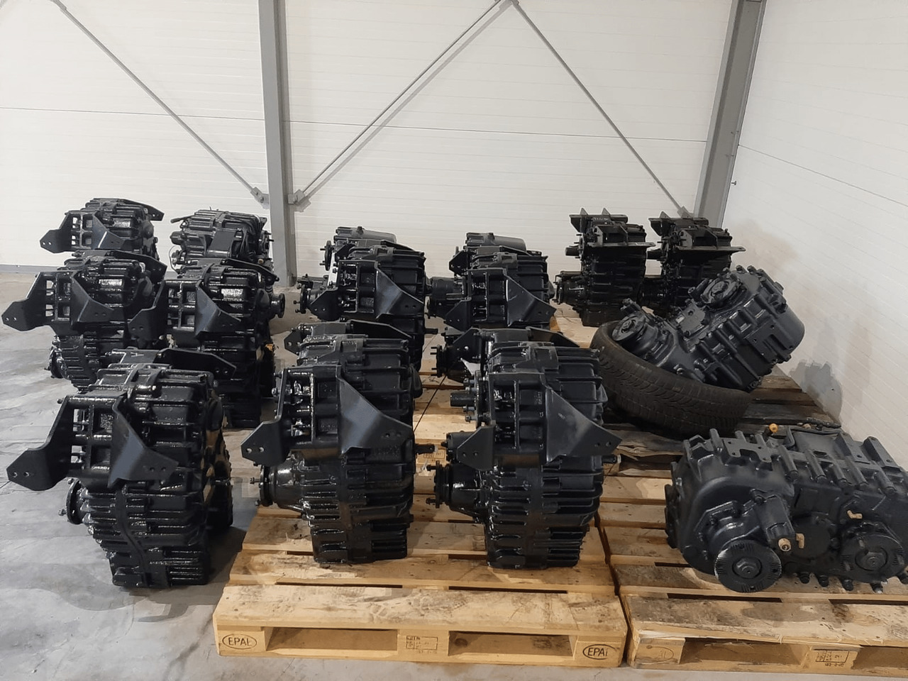 MAN 8x8 8x6 Tussenbak g172Z-L USED - Трансмиссия для Грузовиков: фото 3 MAN 8x8 8x6 Tussenbak g172Z-L USED - Трансмиссия для Грузовиков: фото 3