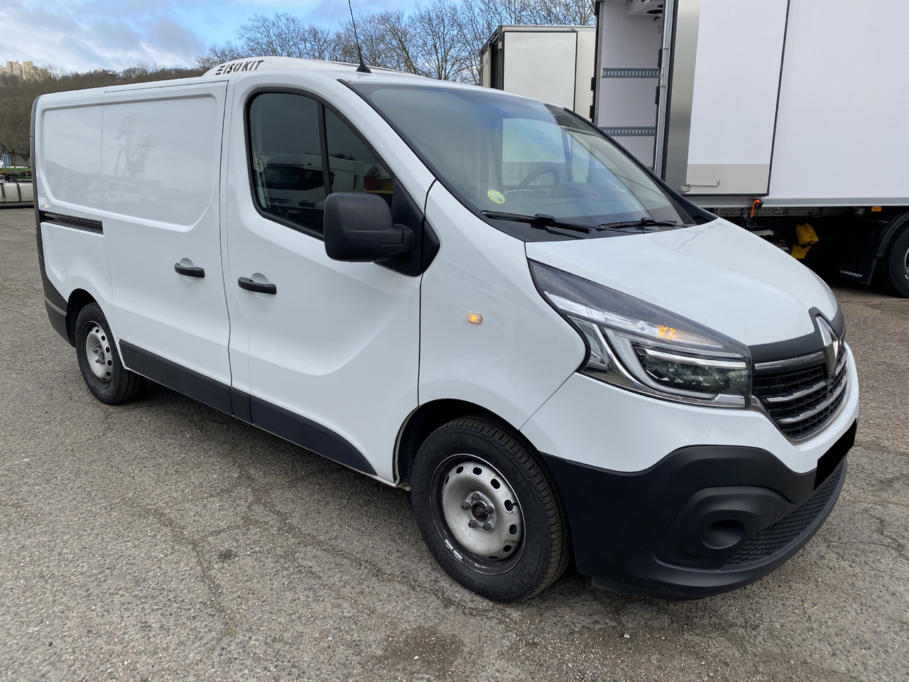 RENAULT TRAFIC FRIGORIFIQUE PORTE LATERALE - Фургон-рефрижератор: фото 3 RENAULT TRAFIC FRIGORIFIQUE PORTE LATERALE - Фургон-рефрижератор: фото 3