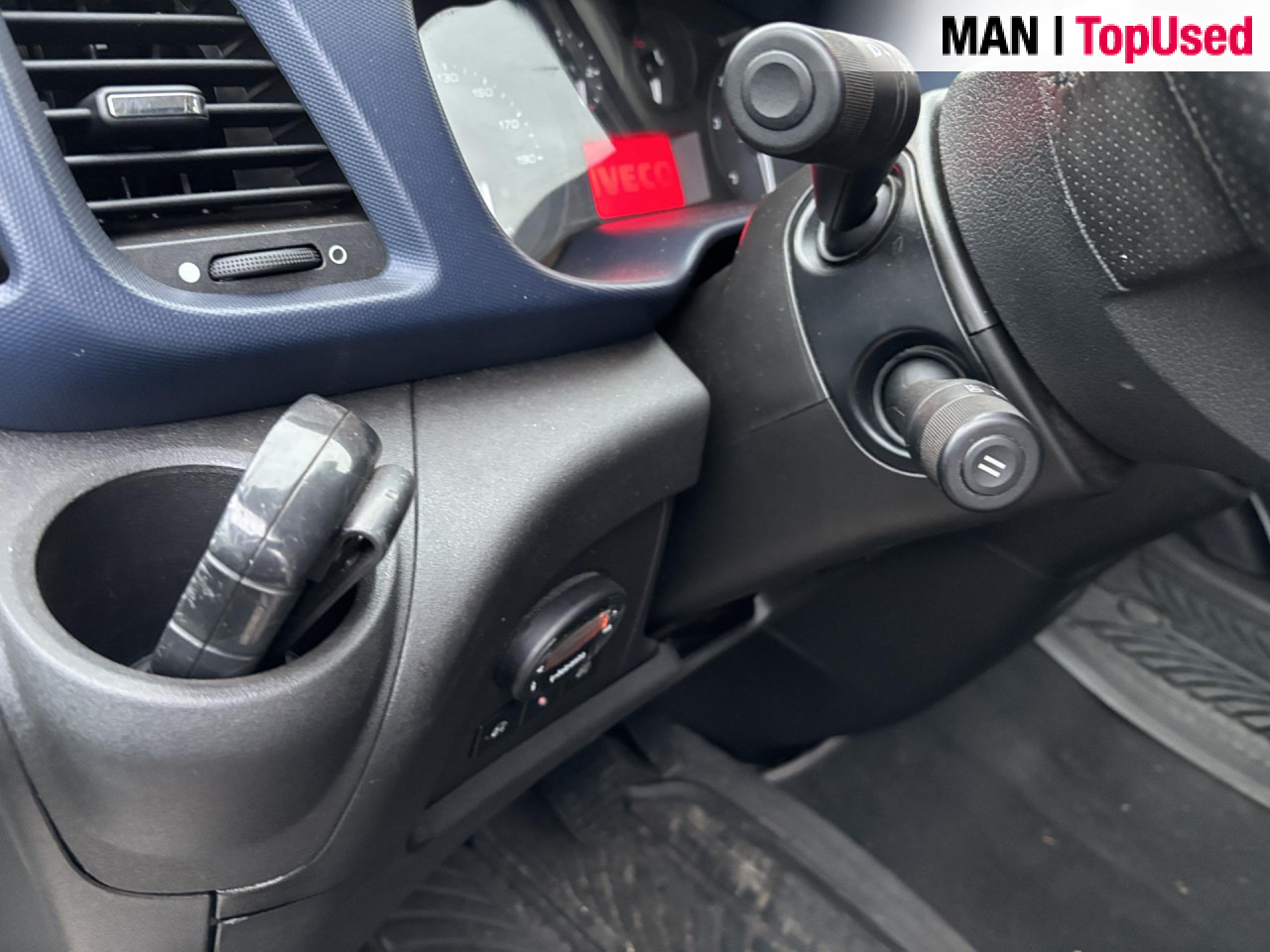 IVECO 35S16 - Фургон с закрытым кузовом: фото 2 IVECO 35S16 - Фургон с закрытым кузовом: фото 2