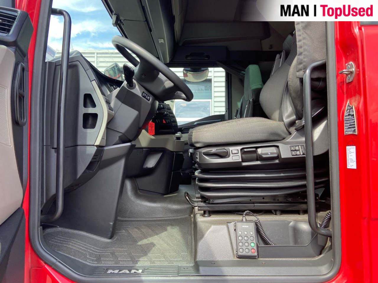 Тягач MAN TGX 18.470 4x2 LL SA "Retarder": фото 7