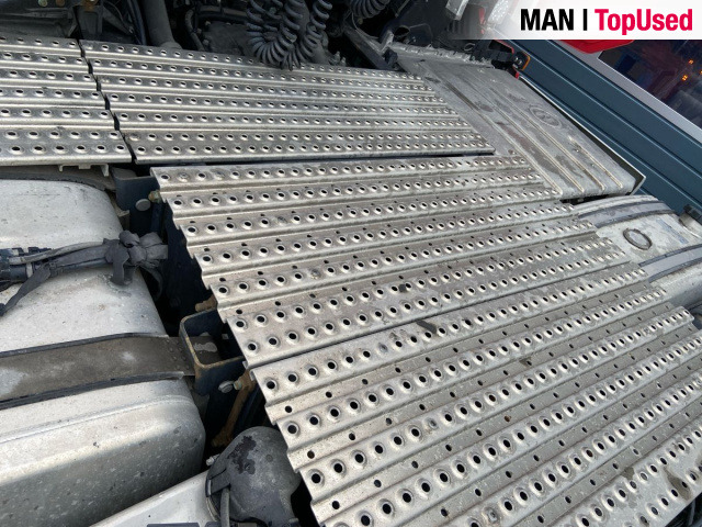 MAN TGX 26.470 6x2/2 BL SA "Retarder / 700 l Tank" - Тягач: фото 4 MAN TGX 26.470 6x2/2 BL SA "Retarder / 700 l Tank" - Тягач: фото 4
