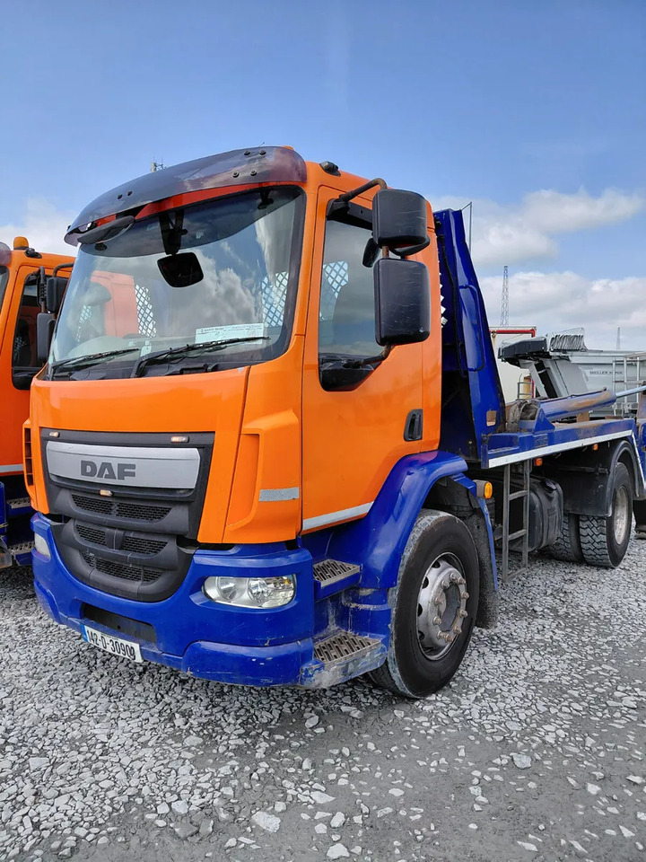 Портальный бункеровоз 2014 DAF LF Skip Loader X 2: фото 7