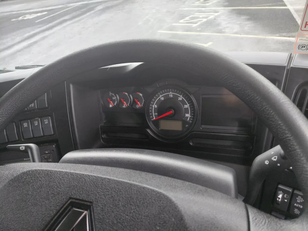 2019 Renault D 12T - Грузовик с закрытым кузовом: фото 2 2019 Renault D 12T - Грузовик с закрытым кузовом: фото 2