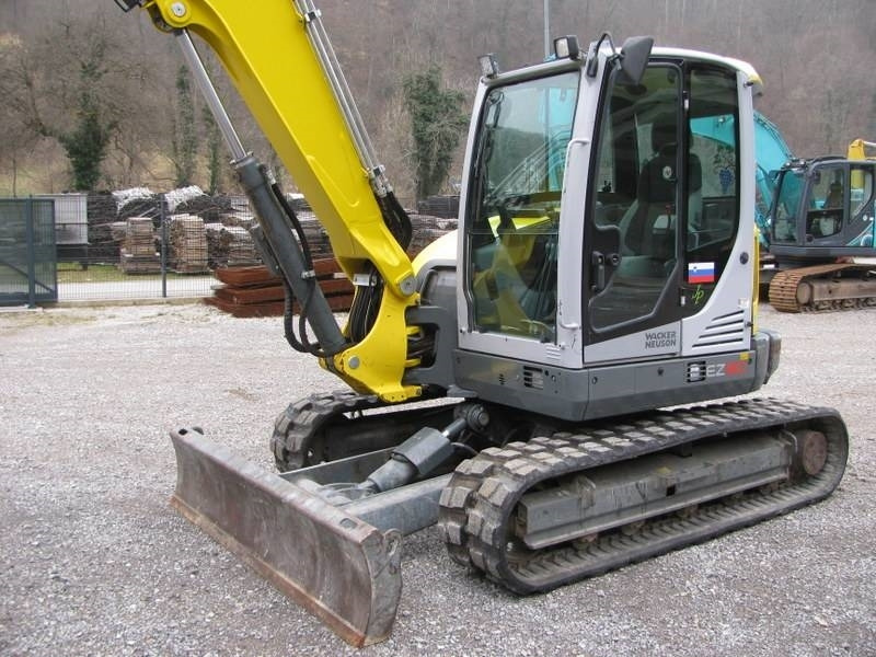 Wacker Neuson EZ 80 POWERTILLT + grajfer - Мини-экскаватор: фото 2 Wacker Neuson EZ 80 POWERTILLT + grajfer - Мини-экскаватор: фото 2