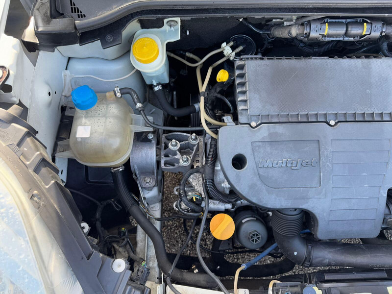 Фургон-рефрижератор Fiat Doblò 1,3: фото 14 Фургон-рефрижератор Fiat Doblò 1,3: фото 14